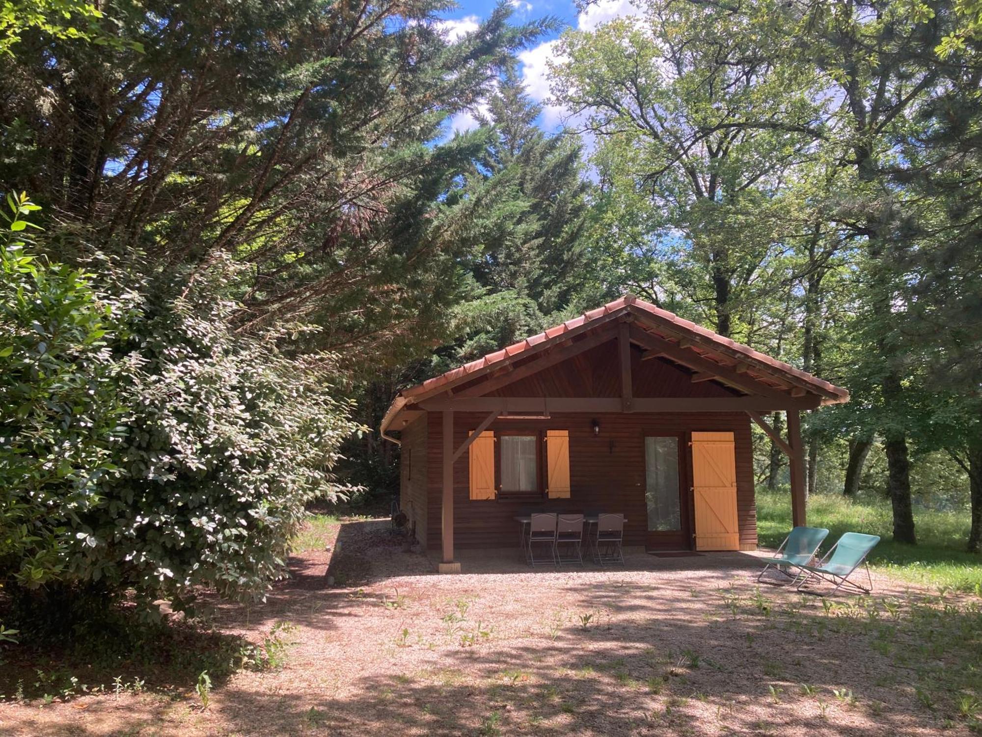 Residence Les Chenes Parisot  Esterno foto